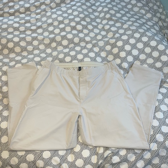 LULULEMON men’s trousers - Picture 2 of 5